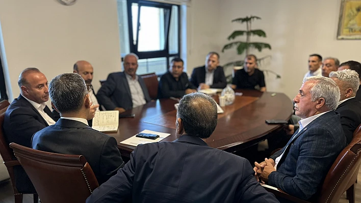 Milletvekili Keleş, Muhtarlarla Ankara'da temaslarda bulundu