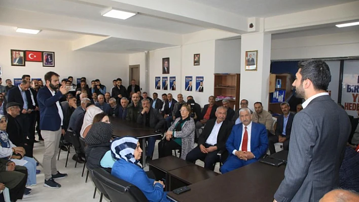 Öz: 21 yılda asırlık hizmetler yaptık