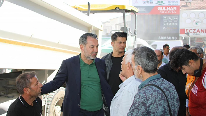 Saha incelemelerini sürdüren Başkan Şerifoğulları, vatandaşlarla bir araya geldi