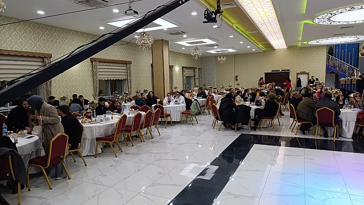 Sanatçı İlke Yıldız, hayran bıraktı!