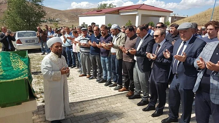 Son Yolculuğuna Uğurlandı