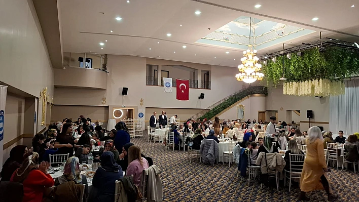 Türk Eğitim Sen Kadın Kolları'ndan kahvaltı programı