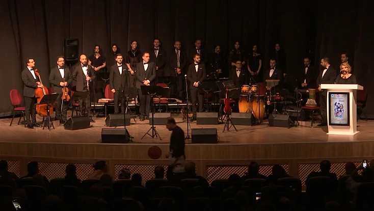 ‘Yeşilçam Konseri’ şarkıları seslendirildi