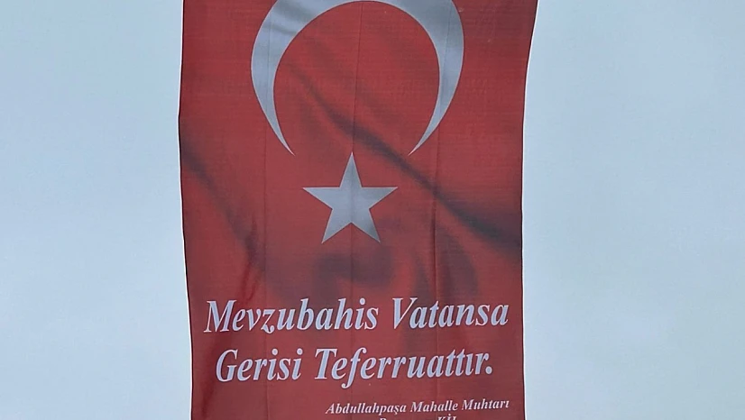 Abdullahpaşa Mahallesi'nden Türk Bayrağına yapılan saldırıya anlamlı tepki