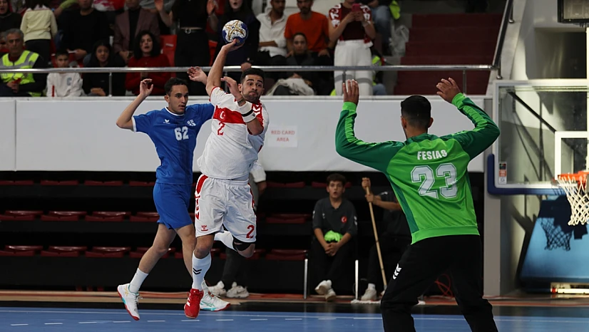 Dünya Şampiyonası elemelerinde A Milli Takımımız rakibine fark attı