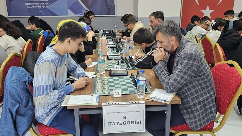 Elazığ Cumhuriyet Kupası Satranç Turnuvası tamamlandı