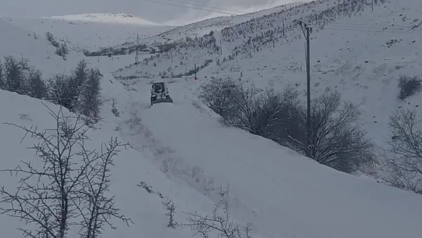 Elazığ'da bir çok köy yolu ulaşıma kapalı