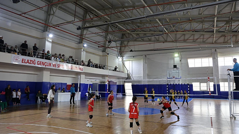 Elazığ'da yerel lig heyecanı başladı