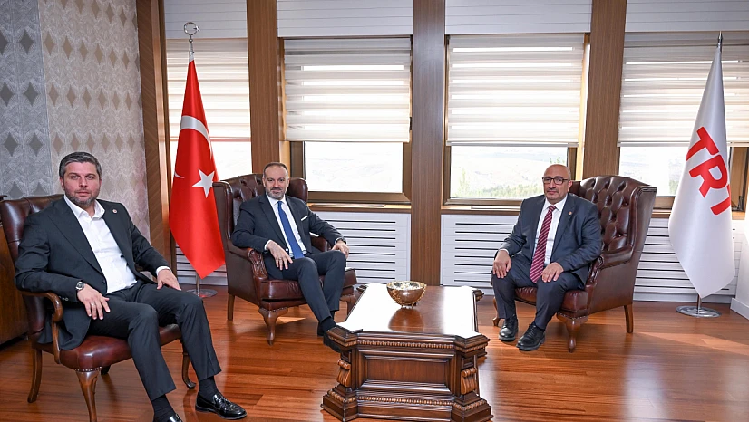Milletvekillerinden TRT'ye ziyaret