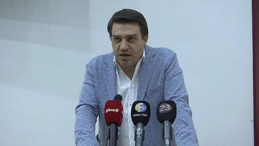 Usta sanatçı Esat Kabaklı, öğrencilerle bir araya geldi