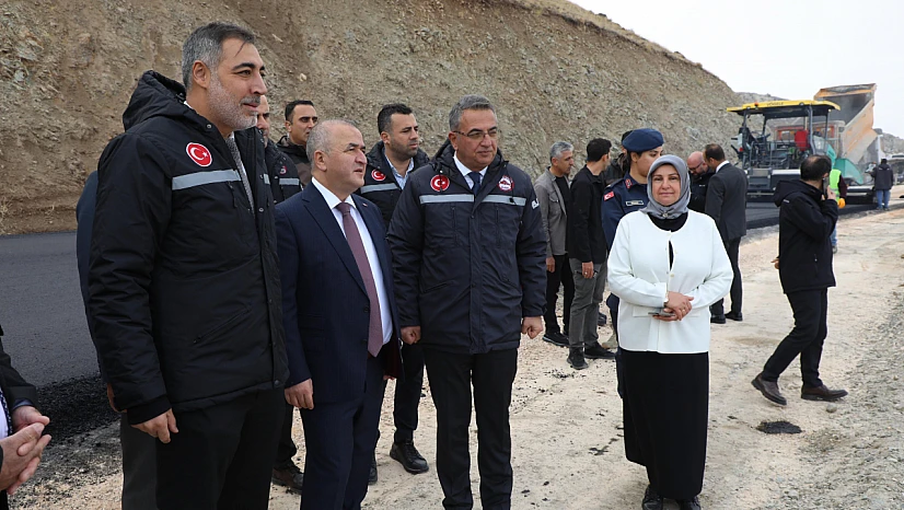 Vali Hatipoğlu finişerin koltuğuna geçti