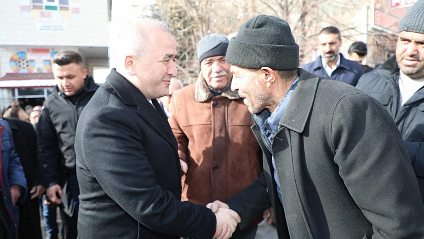 Vali Hatipoğlu Karakoçan'da temaslarda bulundu