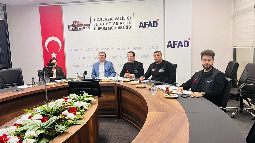 6 Şubat deprem çalışmaları AFAD Başkanlığı'nda değerlendirildi