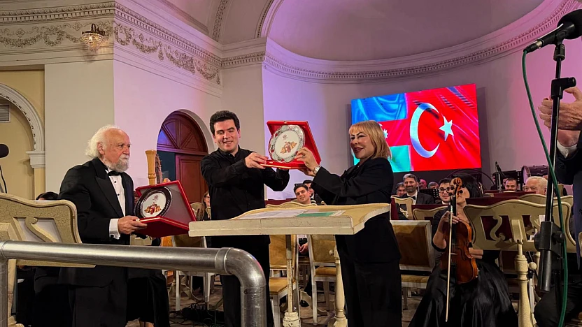 Azerbaycan'da Harput Senfonisi'ne tam not