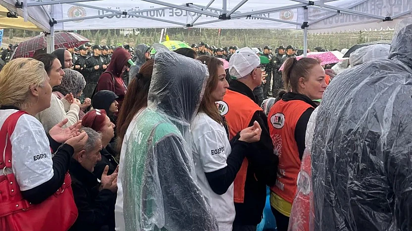 Ege Elazığlılar Derneği Federasyonu bin 200 fidanı toprakla buluşturdu