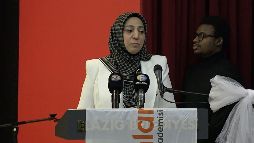 Elazığ Belediyesi'nden Mevlana ve Mehmet Akif Ersoy'u anma gecesi