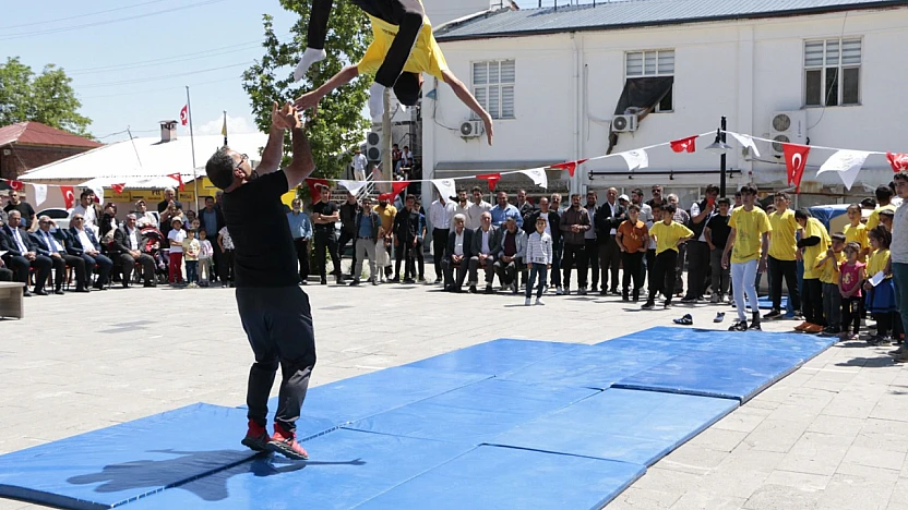Elazığ'da Cumhuriyet coşkusu sporla kutlandı
