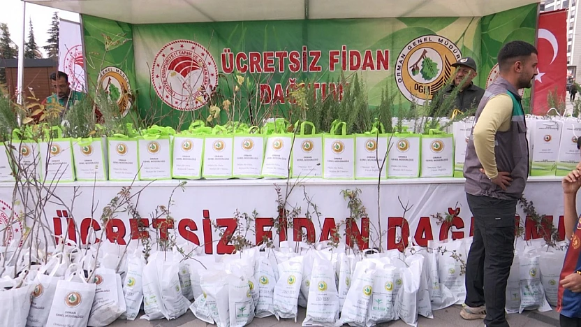 Elazığ Orman Bölge Müdürlüğü ücretsiz fidan dağıttı