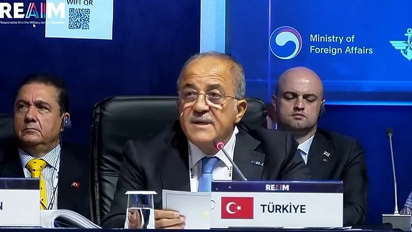 Elazığlı bakan yardımcısı emekliye ayrıldı