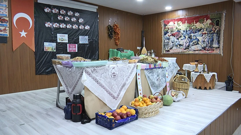 Öğrenciler, Türk Malları Haftası'nı kutladı