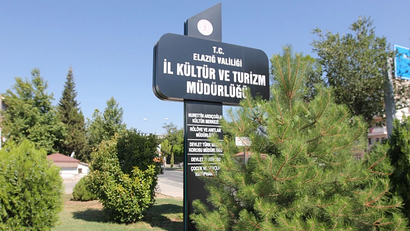 Seninle Evlenir Miyim? Bu akşam Elazığ'da sahnelenecek