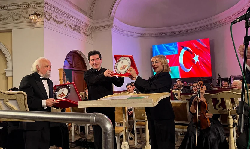 Azerbaycan'da Harput Senfonisi'ne tam not
