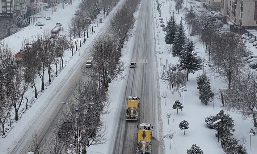 Başkan Şerifoğulları: Ekiplerimiz, 7/24 görev başında
