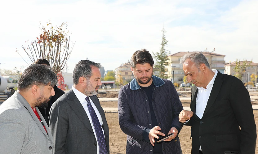 Başkan Şerifoğulları Seksenler Sokağı'nda incelemelerde bulundu