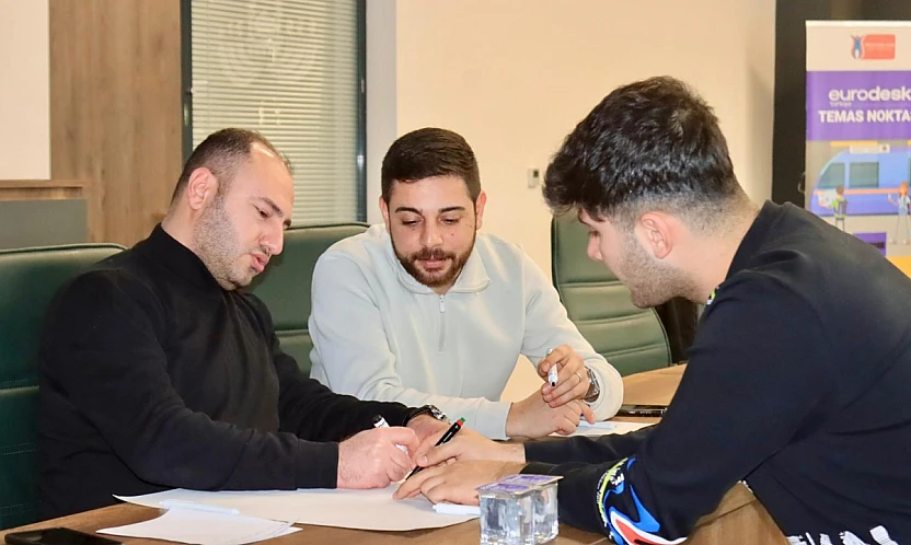 Elazığ Belediyesi Gençlik Meclisi'nden proje yazma eğitim programı