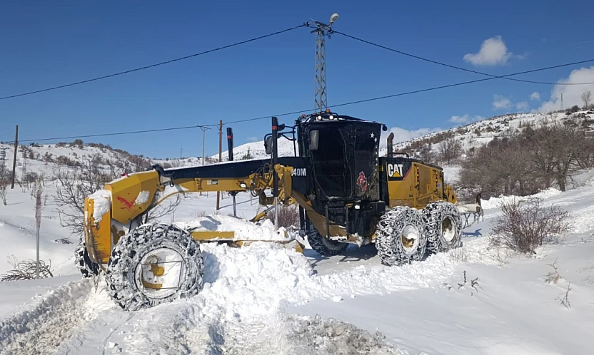 Elazığ'da 533 köy yolu ulaşıma kapandı