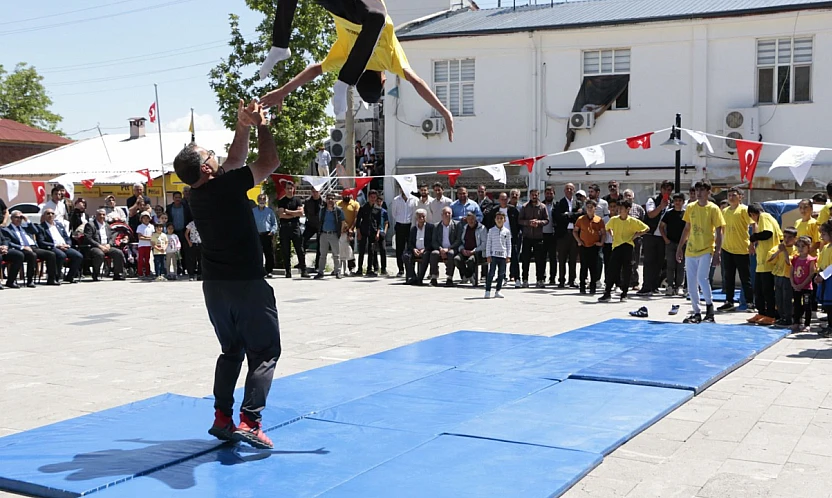 Elazığ'da Cumhuriyet coşkusu sporla kutlandı