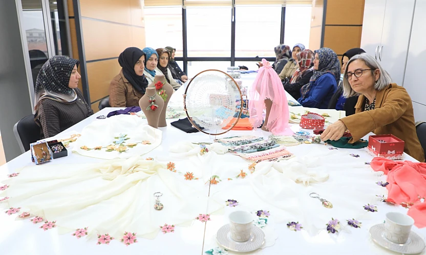 Elazığlı kadınların gelenekten geleceğe yolculuğu