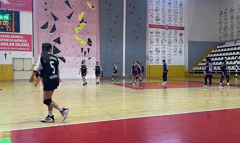 Hentbol Bölge Şampiyonası Elazığ'da tamamlandı