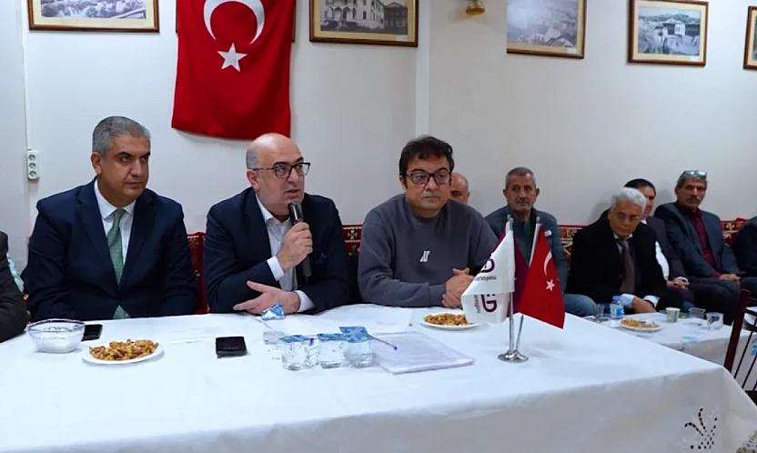 İstanbul Elazığlılar Dayanışma Derneğinde bayrak değişimi