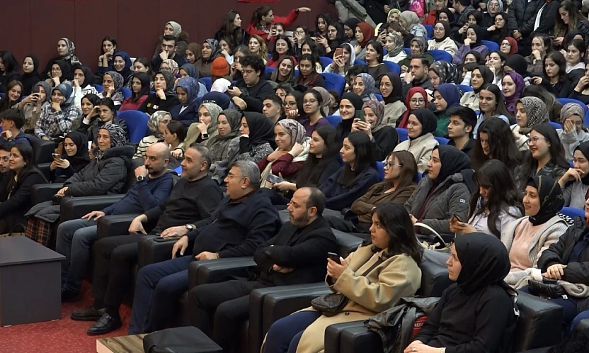 Sınavlara hazırlanan öğrenciler için söyleşi programı