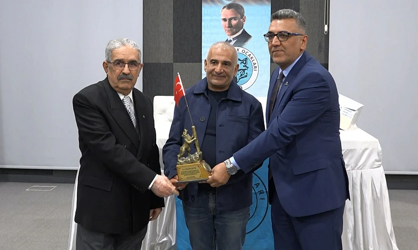 Türk Ocakları'ndan 'Bozkurt'un İzinde' konferansı