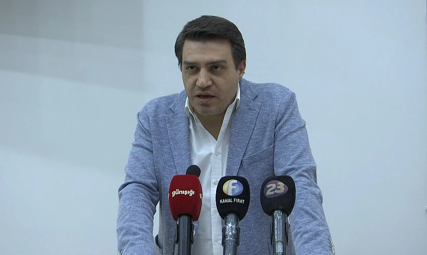 Usta sanatçı Esat Kabaklı, öğrencilerle bir araya geldi